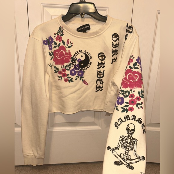 Urban Outfitters cropped graphic crewneck - Picture 2 of 3